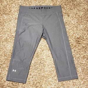 Under Armour Women's Capri Compression Leggings